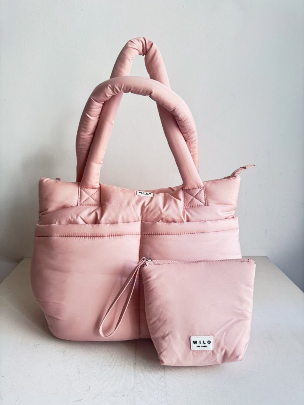 Wilo The Label Puffer Rounded Weekender Bag $108 Blush Pink w/ Accessory Bag